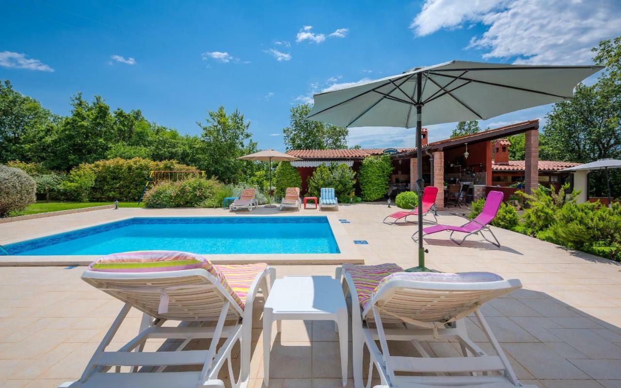 Villa Hacienda RoseMary Muntić Exterior foto