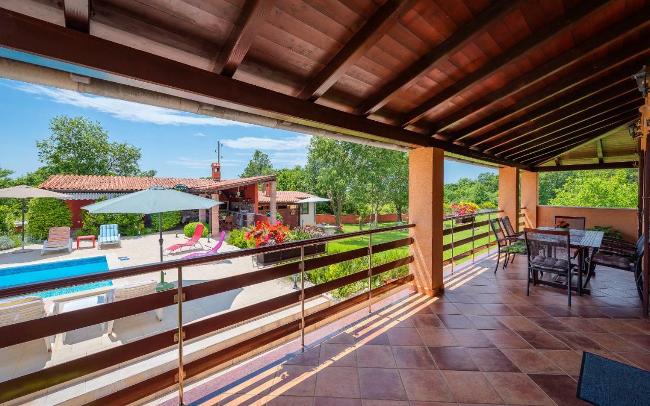 Villa Hacienda RoseMary Muntić Exterior foto