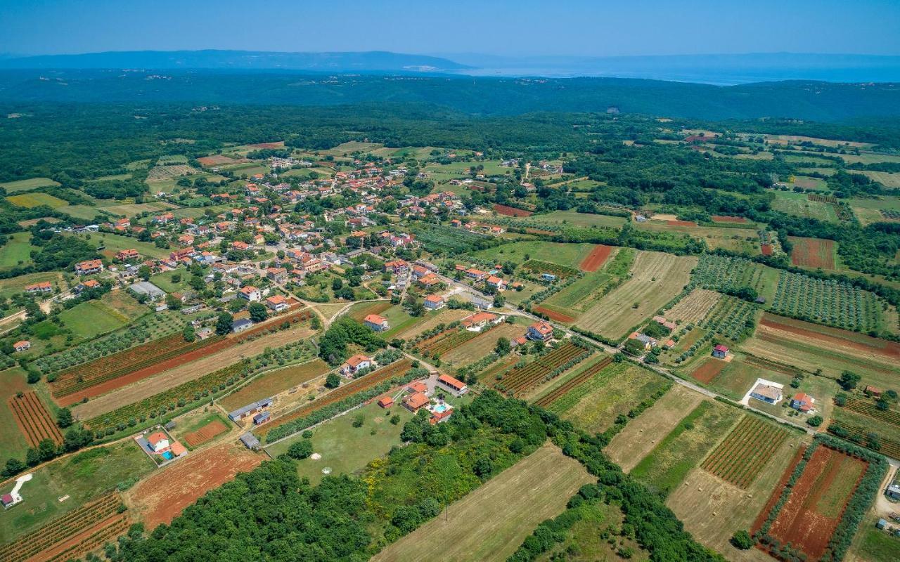 Villa Hacienda RoseMary Muntić Exterior foto